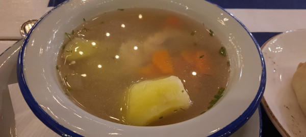 Уха с расстегаем