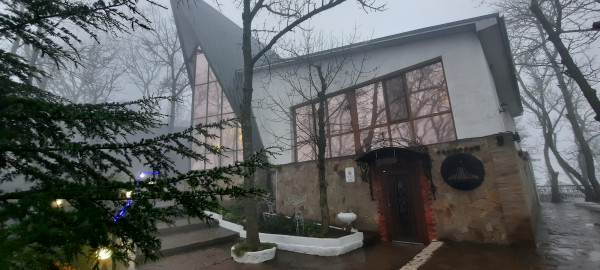 Вход в ресторан
