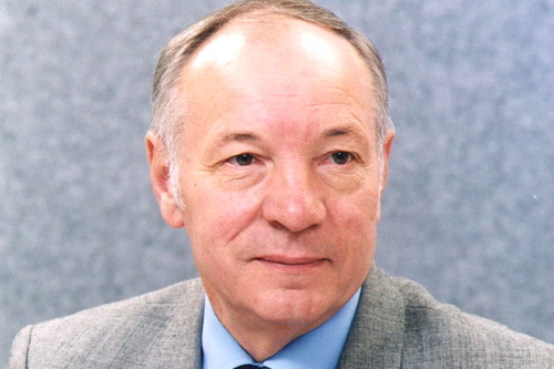 Вот и стали, мы, севастопольцы и крымчане  на десять лет и мудрей, и сильней, и, кто-то даже, умней!?