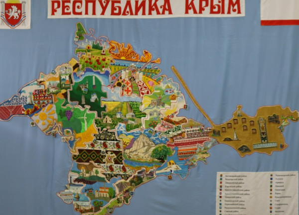 Источник: Минкультуры РК Севастополь появился на вышитой карте Крыма