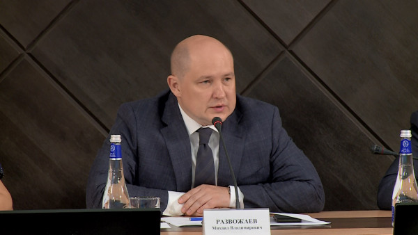 Источник: архив "ИНФОРМЕРа" Севастопольских чиновников будут увольнять за «бюрократический футбол»
