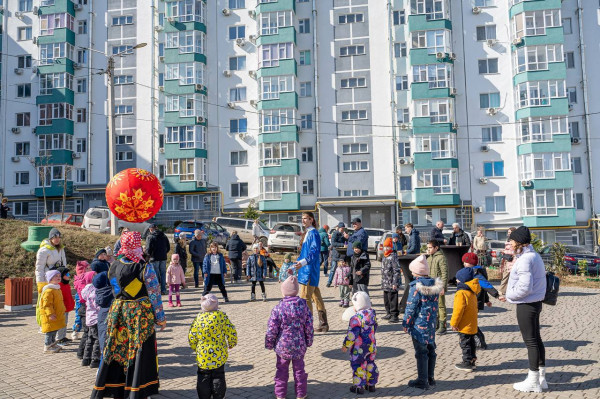 Севастопольцы и крымчане по традиции широко отметили Масленицу