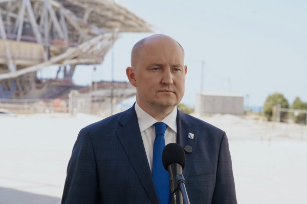 &laquo;Новая эпоха&raquo;. Глава Севастополя рассказал президенту России о том, как преображается мыс Хрустальный