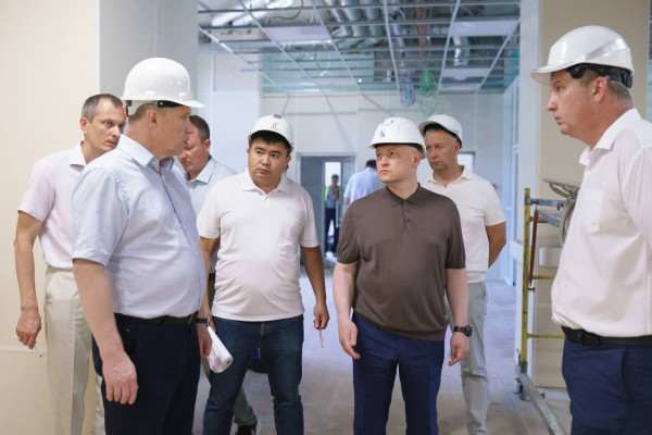 Что происходит на важных медицинских объектах Севастополя? Визит министра здравоохранения РФ в регион
